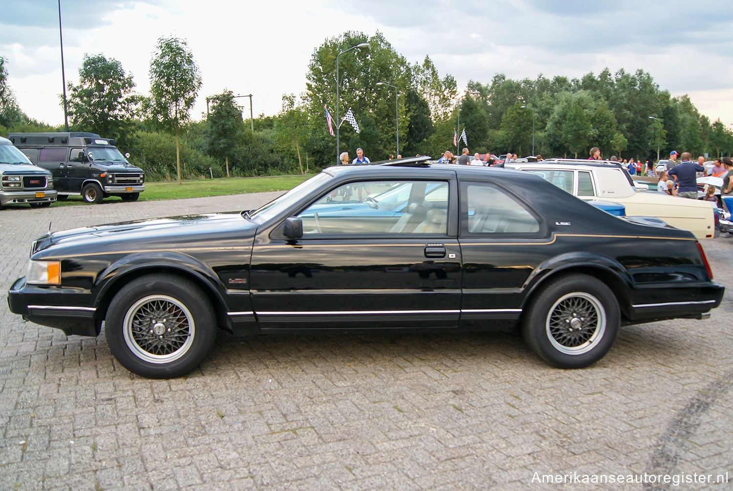 Lincoln Mark Series uit 1986